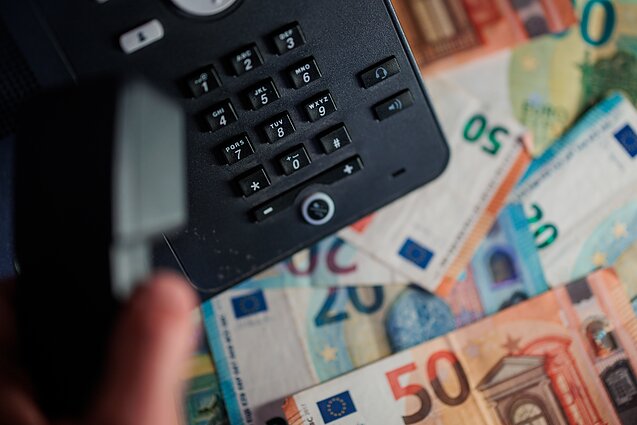 Telefoniniai sukčiai