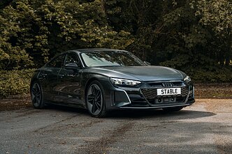 „Audi e-tron“ „Audi e-tron“