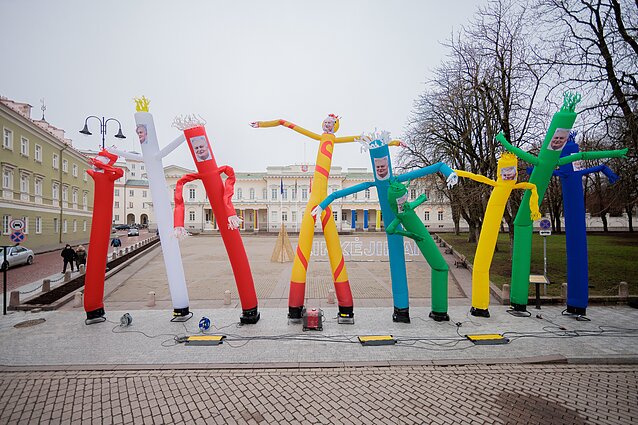 Protestas „Šalin rankas“