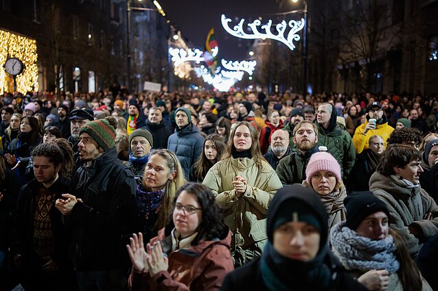 A protest against threats to media freedom in front of the parliament on December 17, 2025.