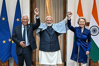 Indijos ministras pirmininkas Narendra Modi su Europos Komisijos pirmininke Ursula von der Leyen ir Europos Vadovų Tarybos pirmininku Antonio Costa