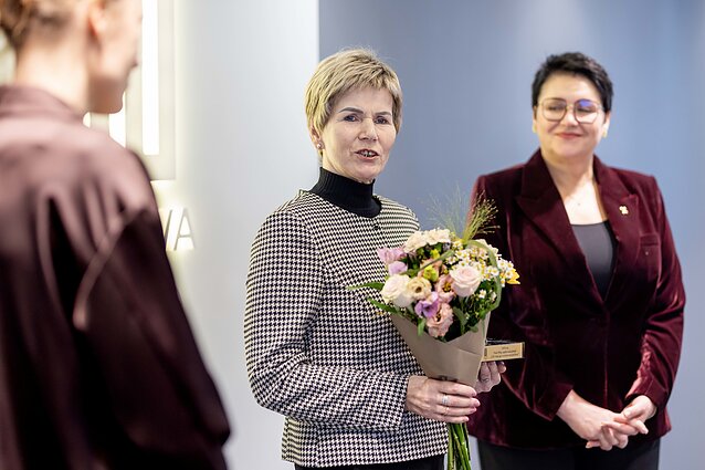 Teresė Nekrošaitė, Daina Gudzinevičiūtė Teresė Nekrošaitė, Daina Gudzinevičiūtė