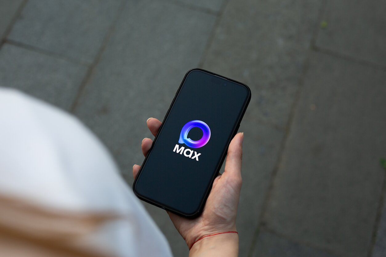 Messenger Max
