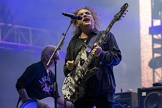 „The Cure“ lyderis Robertas Smithas