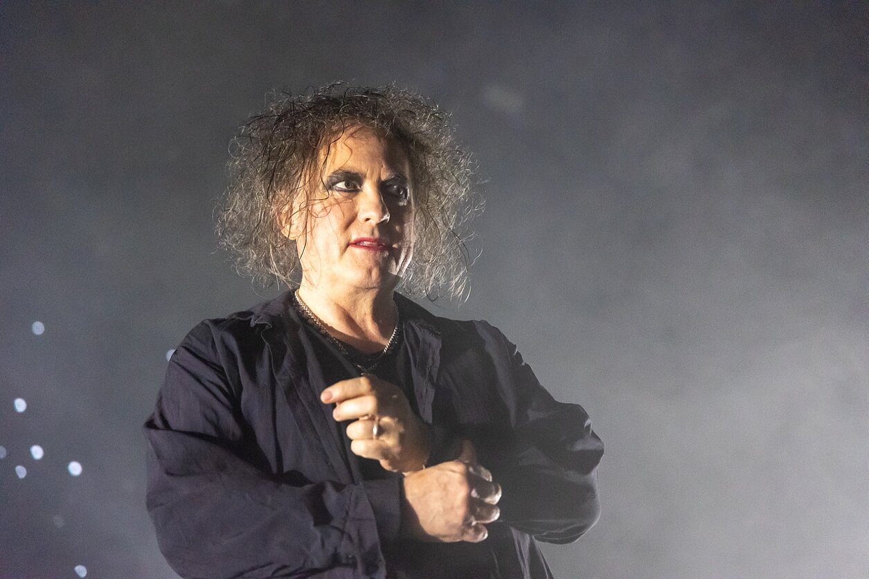 „The Cure“ lyderis Robertas Smithas