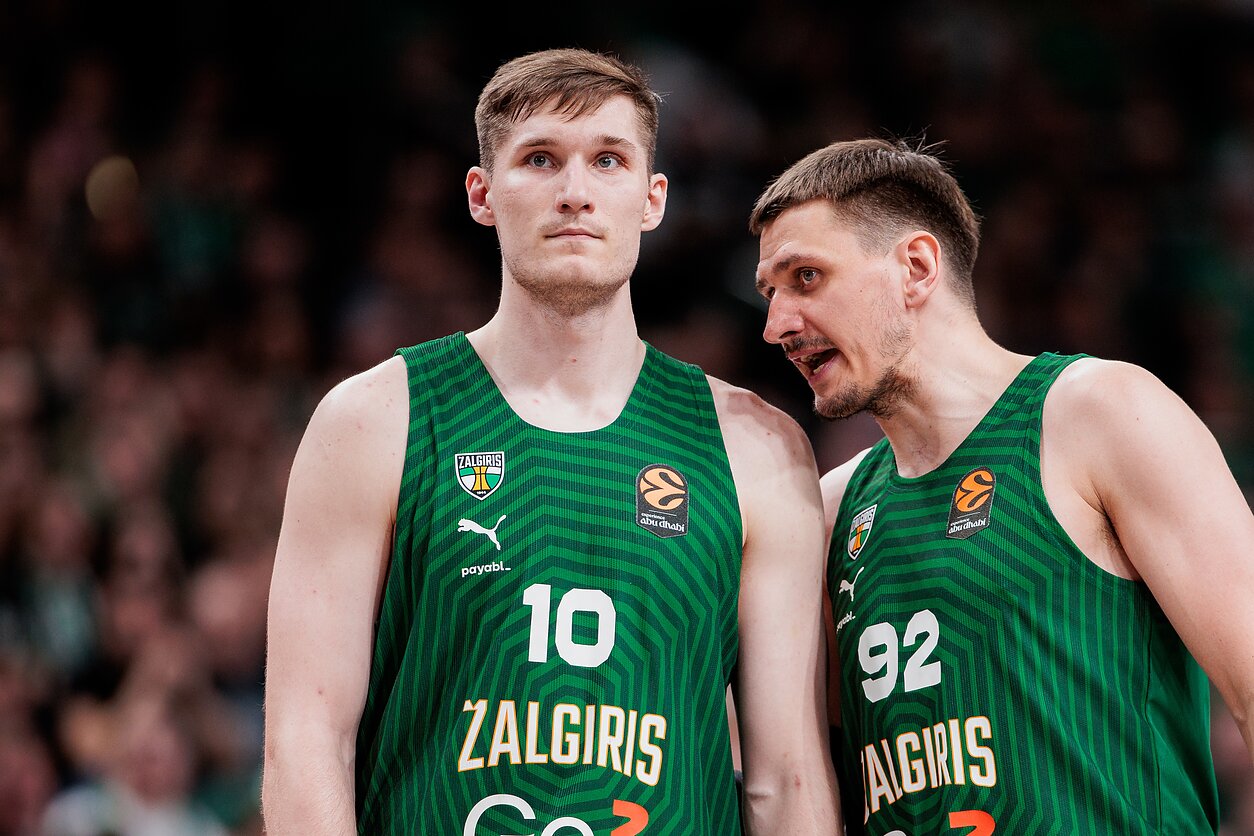 Ąžuolas Tubelis ir Edgaras Ulanovas, Eurolyga: Kauno „Žalgiris“ – „Dubai Basketball“