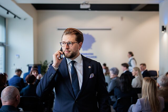 Demokratų sąjungos „Vardan Lietuvos“ valdybos posėdis Demokratų sąjungos „Vardan Lietuvos“ valdybos posėdis