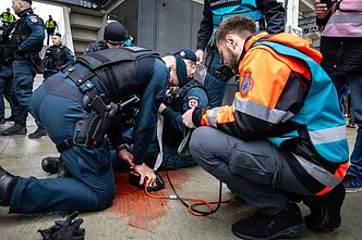Pareigūnai Kaune treniravosi reaguoti į masinių neramumų situacijas