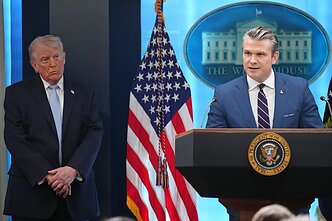 Donaldas Trumpas ir Pete`as Hegsethas