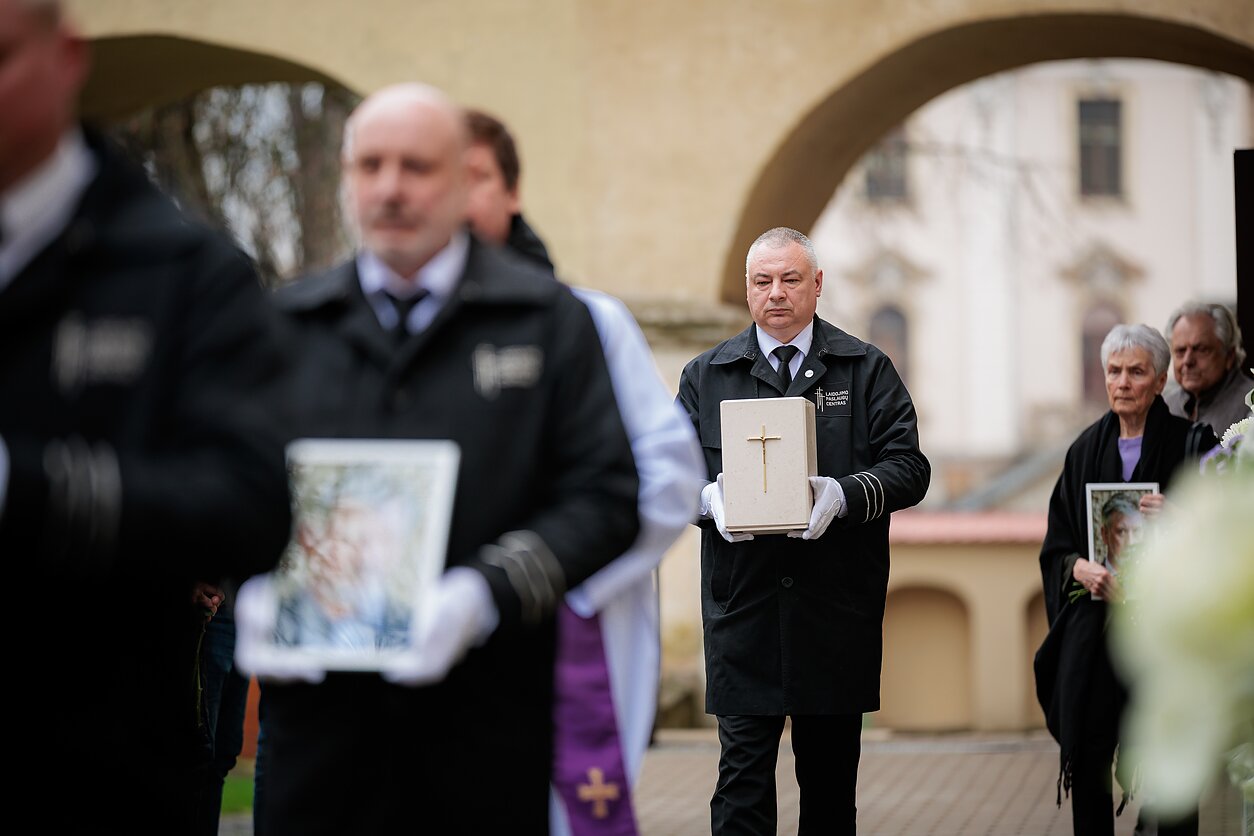 Kompozitoriaus Osvaldo Balakausko laidotuvės