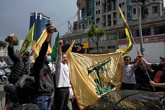 „Hezbollah“ rėmėjai Beirute