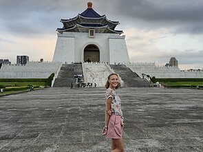Ūla prie Chiang Kai-Shek memorialo Taipėjuje