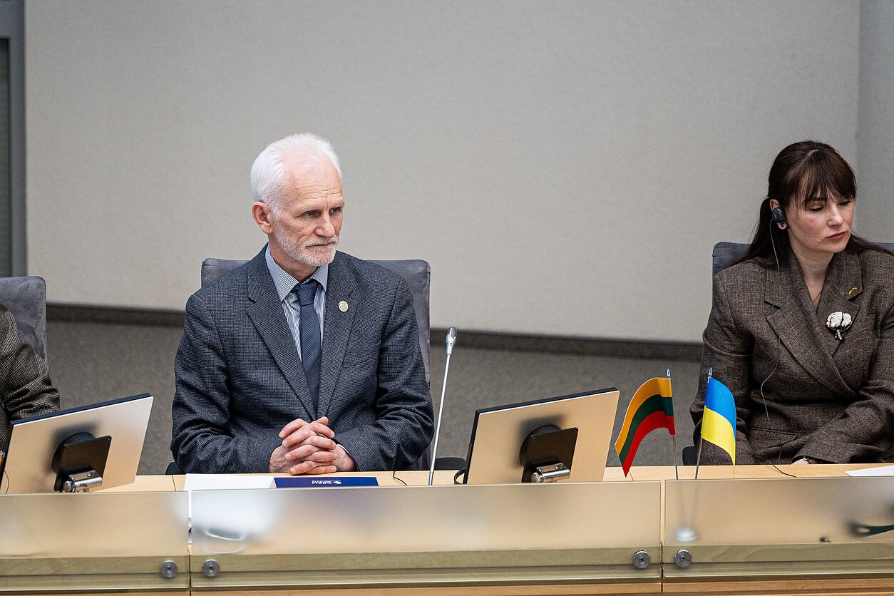 Алесь Беляцкий