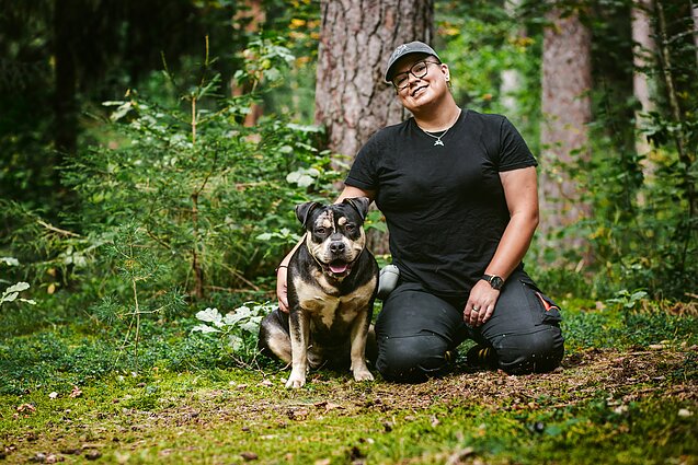 Rugilė su savo augintine Troja