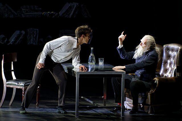 Taline LNOBT pristatė „Kopeliją“ ir „Vasarvidžio nakties sapną“ 