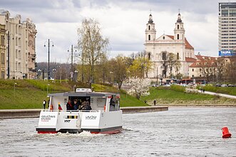 Vilniuje pakrikštyti laivai
