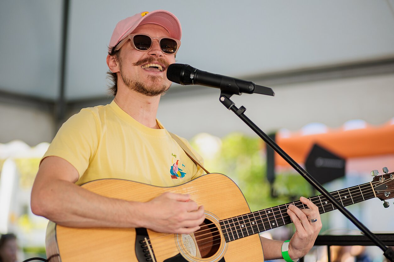 „Baltasis Kiras“