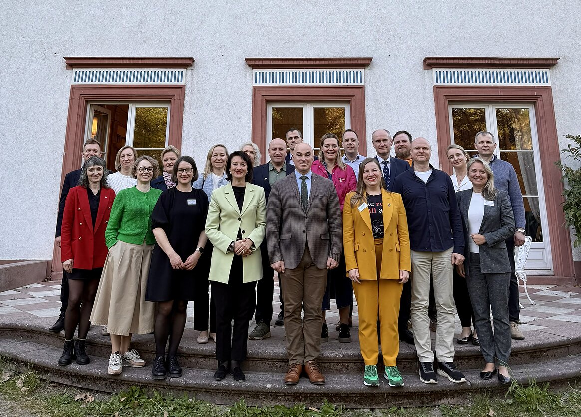 Renhofo pilyje susitiko Pasaulio lietuvių bendruomenė ir Lietuvos institucijų atstovai