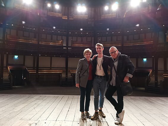 Velta Žygurė-Anužienė, Andrius Gaučas, Vytautas Anužis. Shakespeare`o „Globe“ teatras. 2019
