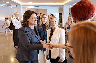 Pirmosios ponios darbo vizitas Kroatijoje