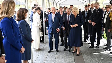 Karalius Karolis III ir karalienė Camilla aplankė Rugsėjo 11-osios memorialą