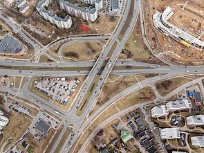 Eismas prie statomo Nacionalinio stadiono