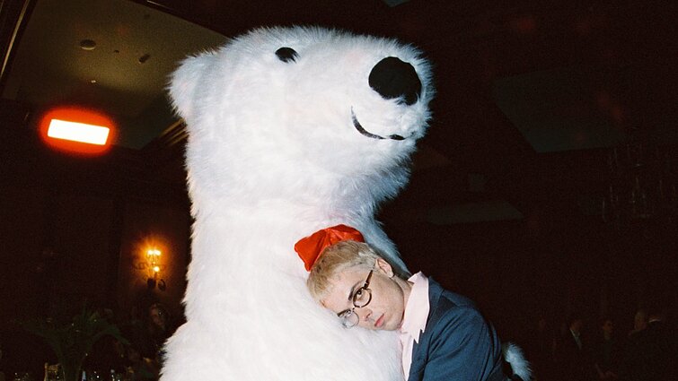 Free Finga klipo filmavimo akimirka