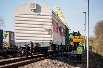 Kauno rajone nuo bėgių nuriedėjo lokomotyvas ir 4 krovininiai vagonai