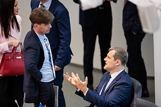 Ignas Vėgėlė, Gintautas Paluckas