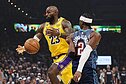 LeBronas Jamesas ir Shai`us Gilgeousas-Alexanderis