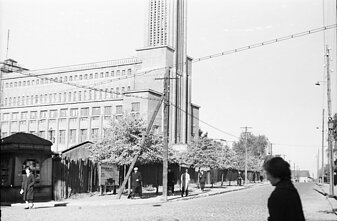 Radijo gamykla (Prisikėlimo bažnyčia) Žemaičių gatvėje. Kaunas, 1960 m. Kauno miesto muziejaus fondai