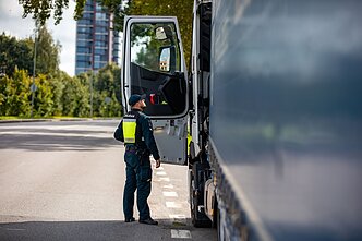 Policijos reidas