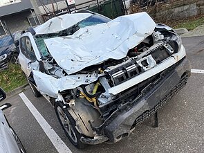 Automobilis po avarijos