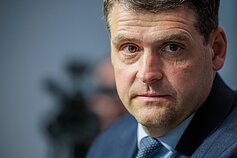 Po kratų namuose Remigijus Žemaitaitis atvyko į Seimą