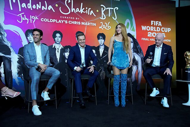 Gianni Infantino, Shakira