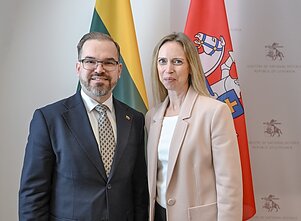 Robertas Kaunas ir Kara C. McDonald