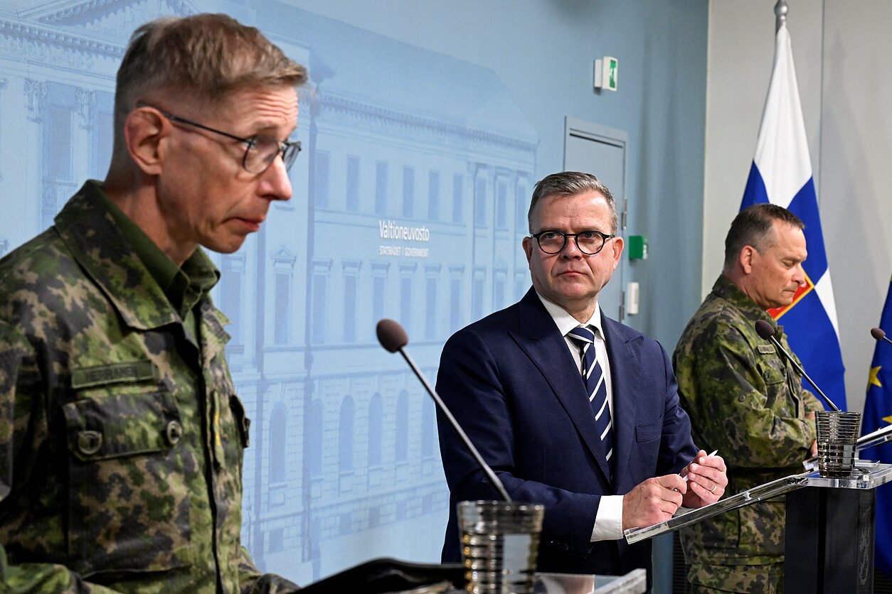 Spaudos konferencija dėl paskelbto pavojaus Suomijoje