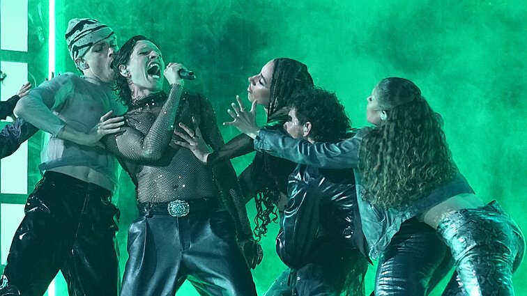 Eurovizija 2026. Finalas. Danija. Sørenas Torpegaardas Lundas – „Før Vi Går Hjem“