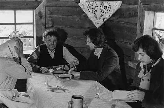 Iš kairės: Regina Paliukaitytė, Rolandas Butkevičius, Arvydas Lebeliūnas, Robertas Vaidotas. 1985 m.  