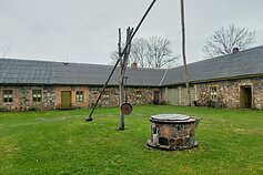 Užpalių dvaro arklidės