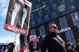 Grenlandiečiai surengė protestą prie naujo JAV konsulato biuro