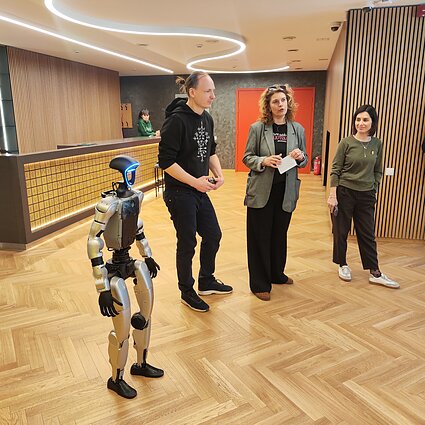 Socialinis robotas ALTAS 