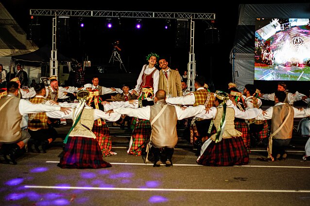 Šokių šventės Argentinoje akimirka