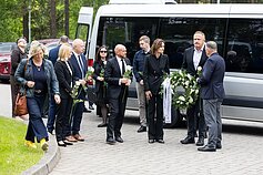 Visagine atsisveikinama su parlamentaru, olimpiečiu Jevgenijumi Šuklinu