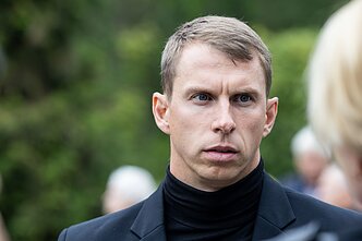 Visagine atsisveikinama su sportininku, parlamentaru Jevgenijumi Šuklinu