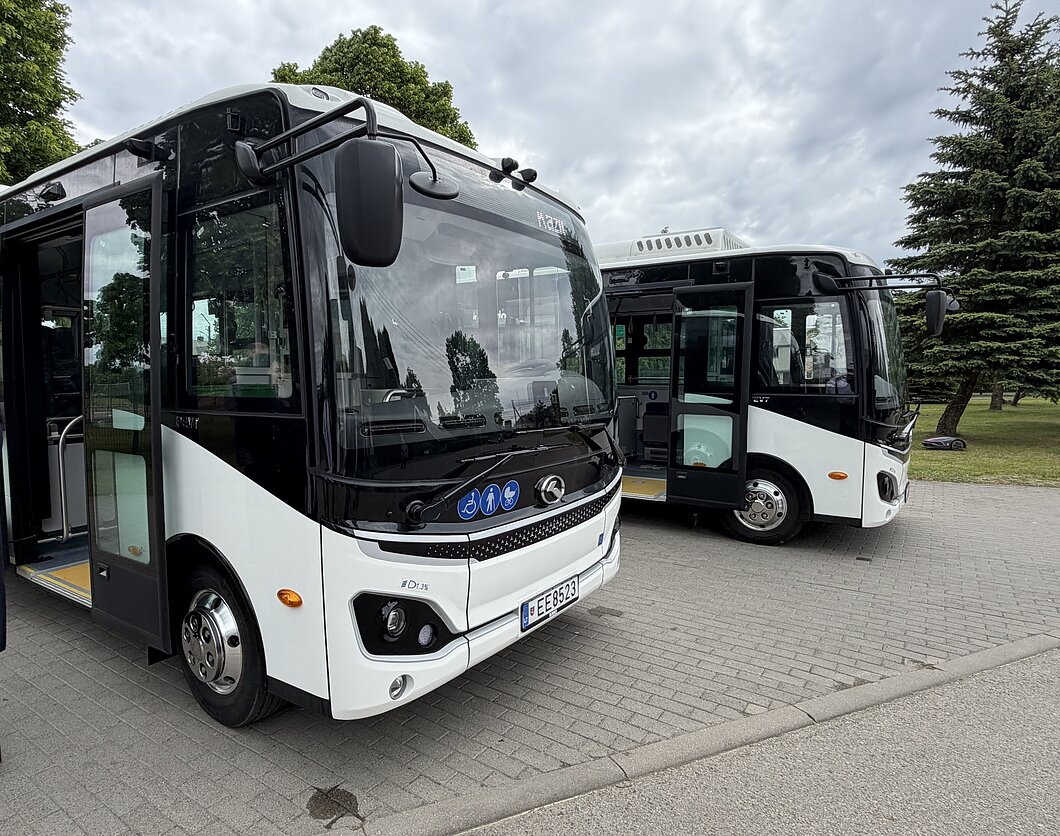Kazlų Rūdos savivaldybėje kursuoja du nauji elektriniai autobusai