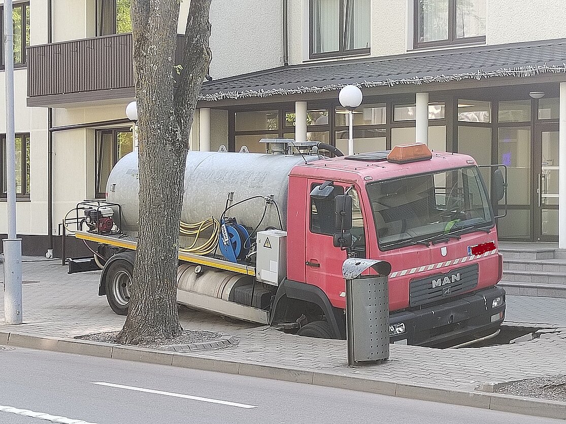 Prie Palangos savivaldybės atsivėrė įgriuva