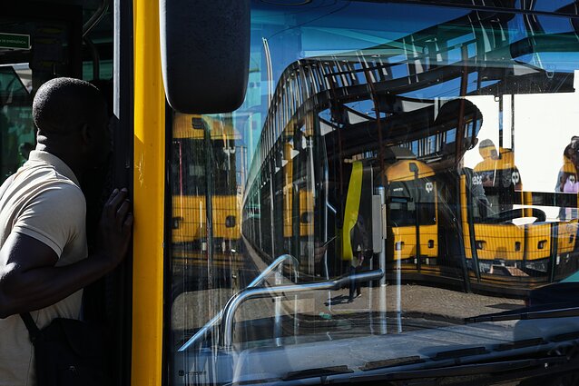 Darbo rinkos reforma Portugalijoje sukėlė streiką – paralyžiuota visa šalis Darbo rinkos reforma Portugalijoje sukėlė streiką – paralyžiuota visa šalis