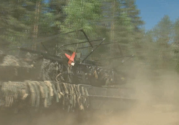 Germany's Leopard 2 tank witted with antri-drone cages. Germany's Leopard 2 tank witted with antri-drone cages.