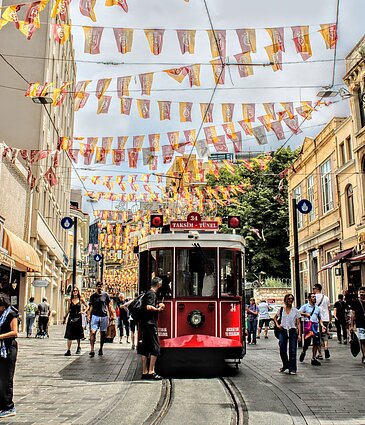 Istiklalio tramvajus